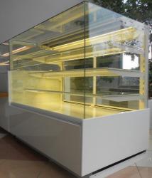 Витрина нейтральная Carina 04 1,0 б/бок,б/фронт.Панели,внут. Ral9003